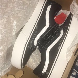 Vans .. Old School Platform!